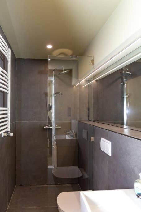 Дома для отпуска Nice Hotel Apartment Near Rooms Hotel in The Hills of Bakuriani Бакуриани-14
