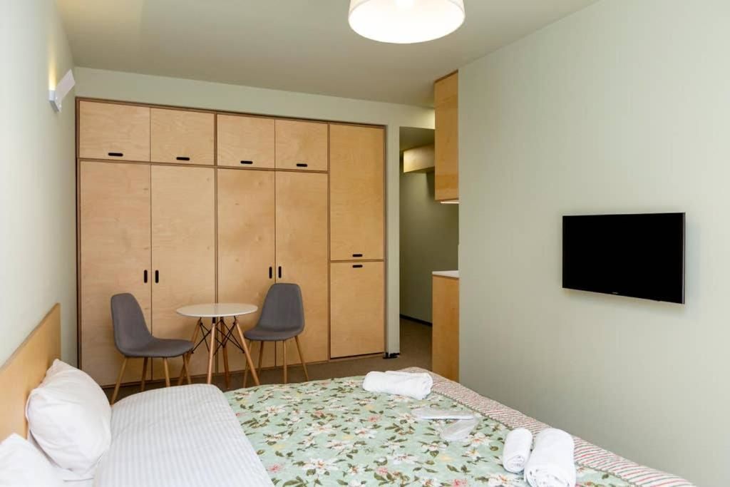 Дома для отпуска Nice Hotel Apartment Near Rooms Hotel in The Hills of Bakuriani Бакуриани-12